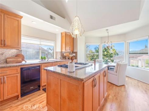 7  Altair  7 , Irvine, CA