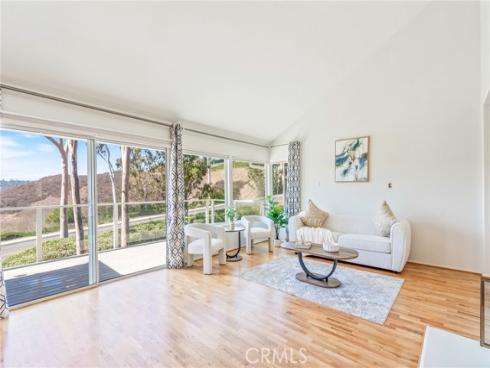 7  Altair  7 , Irvine, CA