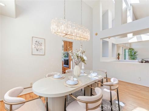 7  Altair  7 , Irvine, CA