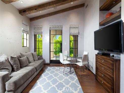 31  Blue Heron  , Irvine, CA