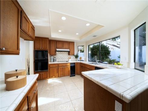 22 Carnelian , Irvine, CA