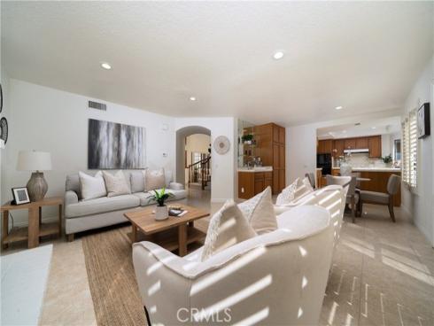 22 Carnelian , Irvine, CA