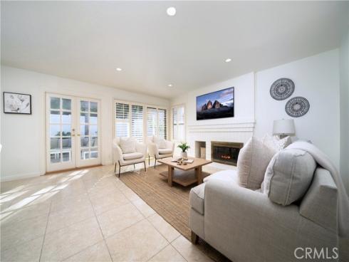 22 Carnelian , Irvine, CA