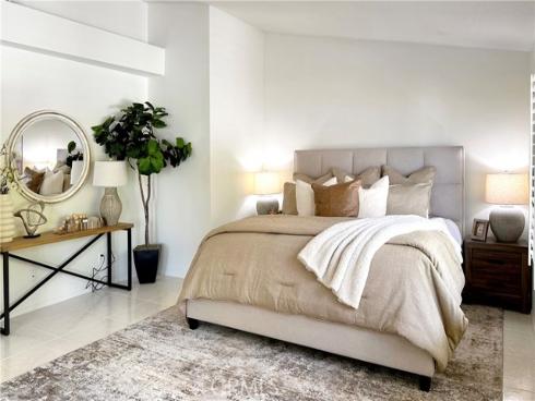 22 Carnelian , Irvine, CA