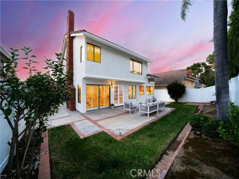 22 Carnelian , Irvine, CA