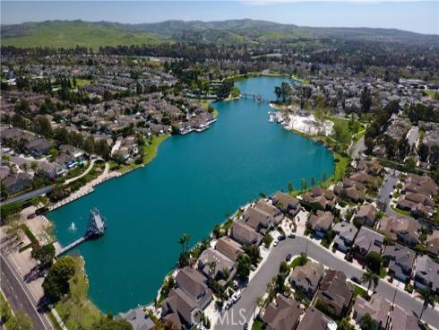 22 Carnelian , Irvine, CA