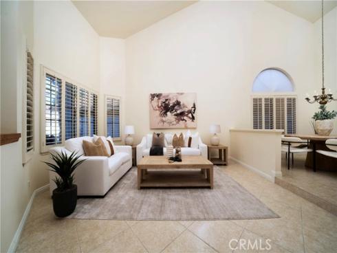 22 Carnelian , Irvine, CA