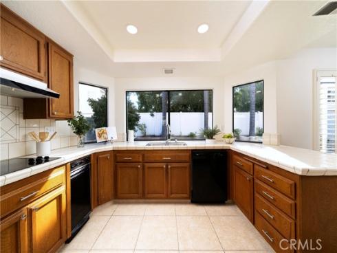 22 Carnelian , Irvine, CA