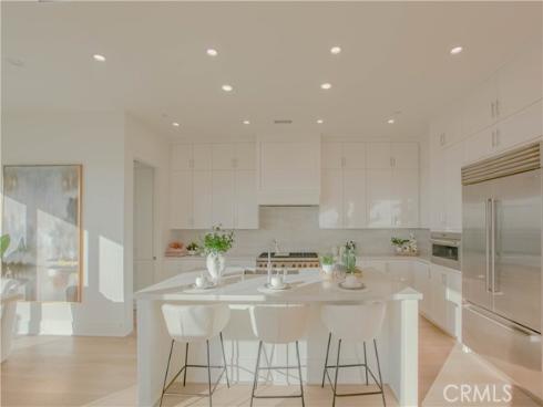 137 Oakstone , Irvine, CA