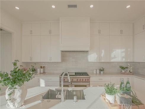 137 Oakstone , Irvine, CA