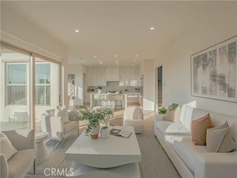 137 Oakstone , Irvine, CA