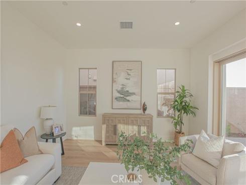 137 Oakstone , Irvine, CA