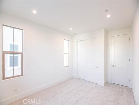 137 Oakstone , Irvine, CA