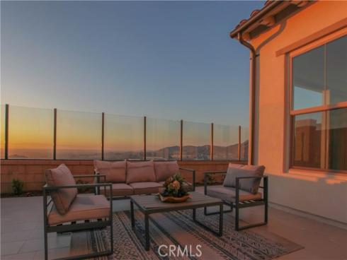 137 Oakstone , Irvine, CA