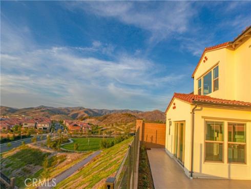 137 Oakstone , Irvine, CA