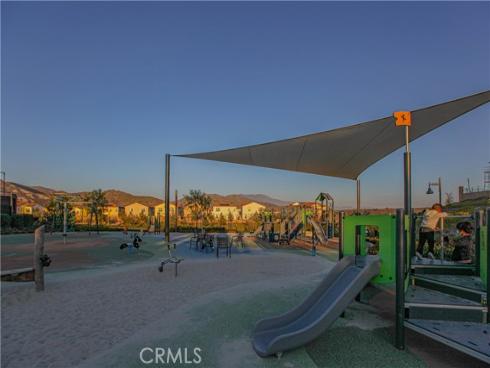 137 Oakstone , Irvine, CA