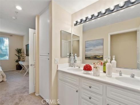 1703  Solvay Aisle  106 , Irvine, CA