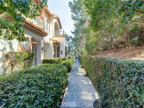 1703  Solvay Aisle  106 , Irvine, CA