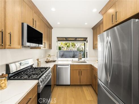 11 Thunder 6 Trail, Irvine, CA