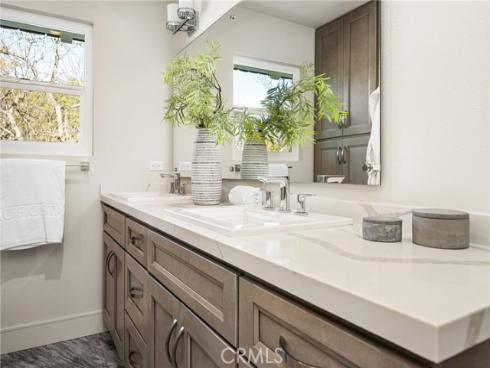 11 Thunder 6 Trail, Irvine, CA