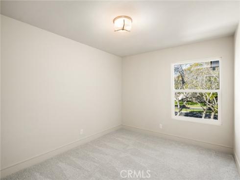 11  Thunder  6  Trail, Irvine, CA