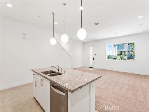 1083 Cadence , Irvine, CA