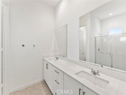 1083 Cadence , Irvine, CA