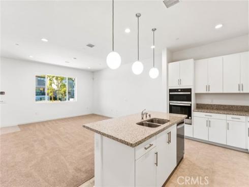 1083 Cadence , Irvine, CA