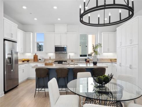 223 Sash , Irvine, CA