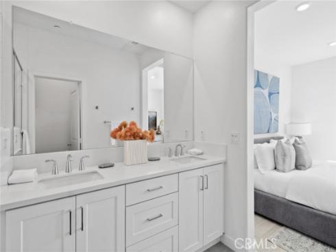 223 Sash , Irvine, CA