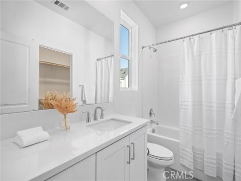 223 Sash , Irvine, CA