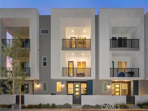 223 Sash , Irvine, CA