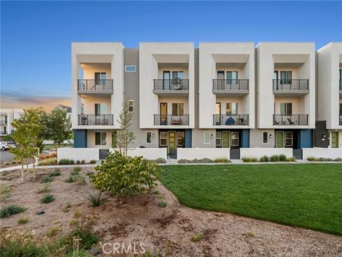 223 Sash , Irvine, CA