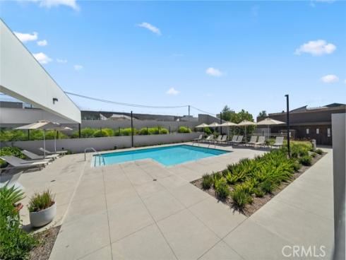 223 Sash , Irvine, CA
