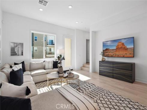 223 Sash , Irvine, CA