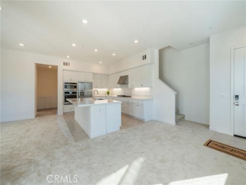 121 Baluster , Irvine, CA