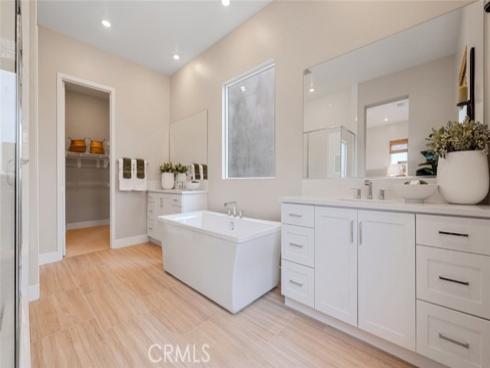 159 Sawbuck , Irvine, CA