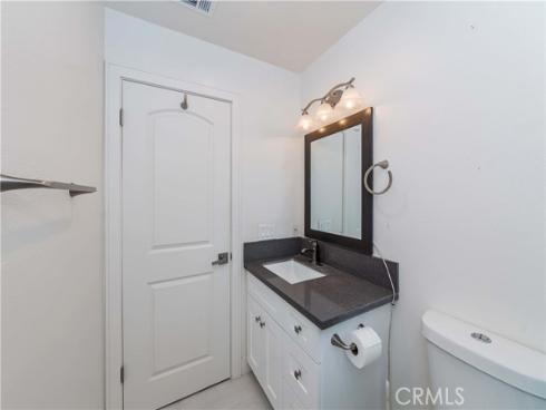 18 Heritage , Irvine, CA