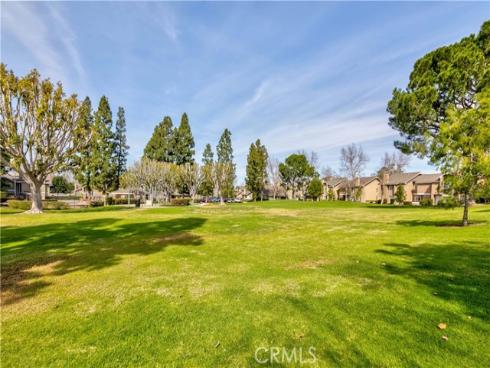 18 Heritage , Irvine, CA