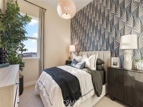 471  Mulligan  , Irvine, CA