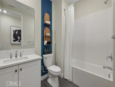 471  Mulligan  , Irvine, CA