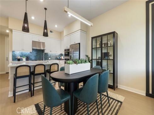 471  Mulligan  , Irvine, CA