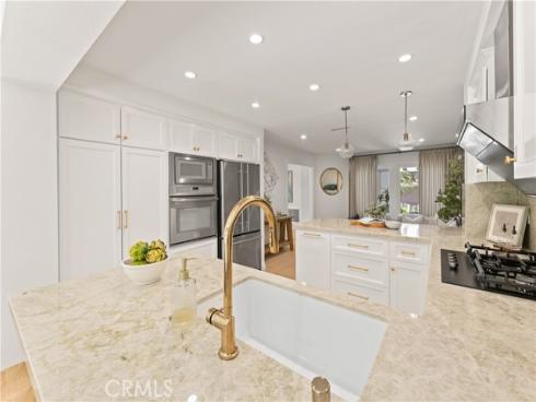 6  Baristo  39 , Irvine, CA