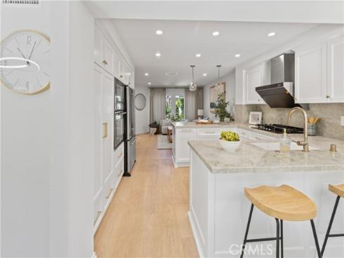 6  Baristo  39 , Irvine, CA