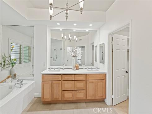 6  Baristo  39 , Irvine, CA