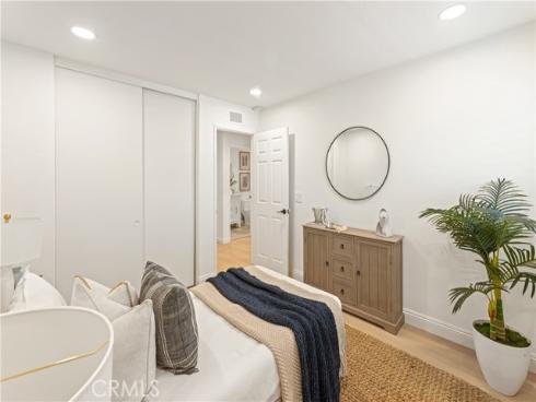 6  Baristo  39 , Irvine, CA