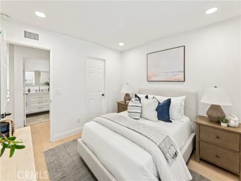 6  Baristo  39 , Irvine, CA