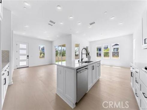 123 Bosal , Irvine, CA