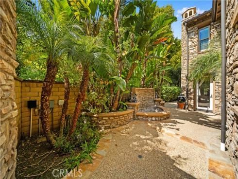 37 Shepard , Irvine, CA