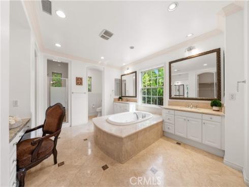 37 Shepard , Irvine, CA